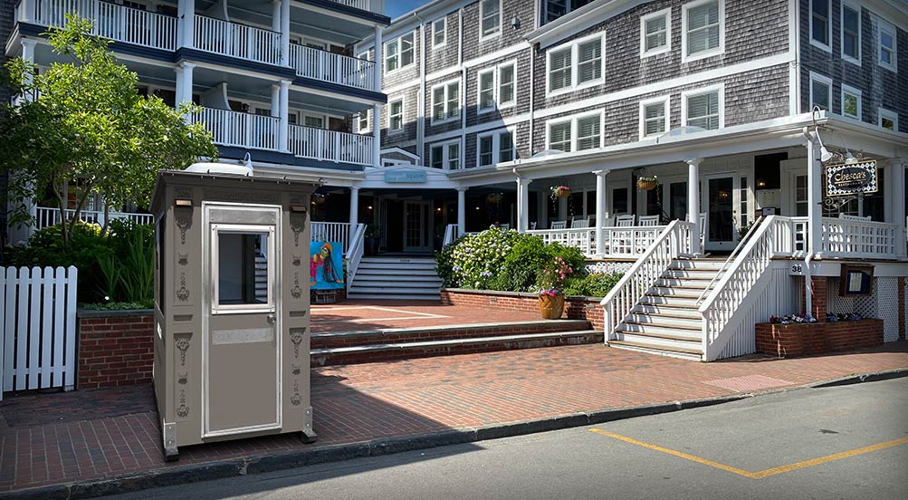 Valet Key Booth 16 | Valet Key Booth 16 at an outdoor shopping mall.