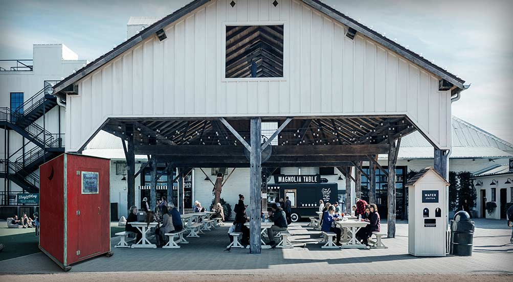 The Classic Portable Toilet For Outdoor Restaurants