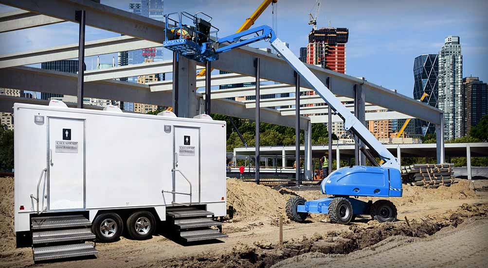 The Industrial 105 Restroom Trailer by CALLAHEAD 1.800.634.2085